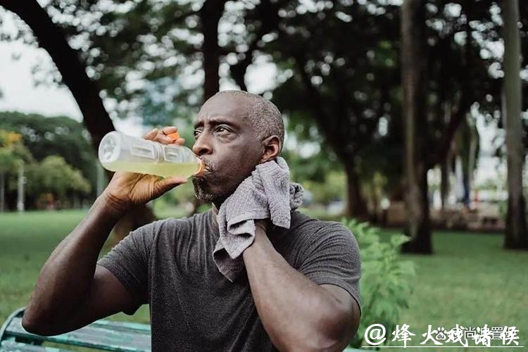 墨尔本热浪烤验澳网:顶棚一合,公平性碎了? 墨尔本热浪烤验澳网:顶棚一合,公平性碎了?