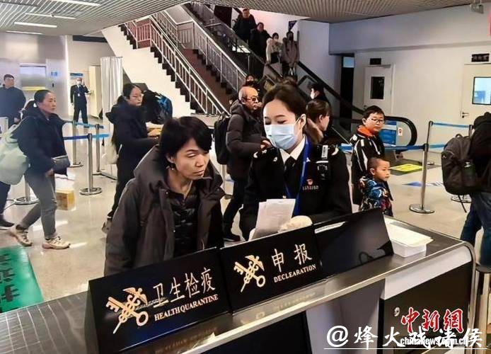 延吉海关智慧旅检助跨境游客快速通关